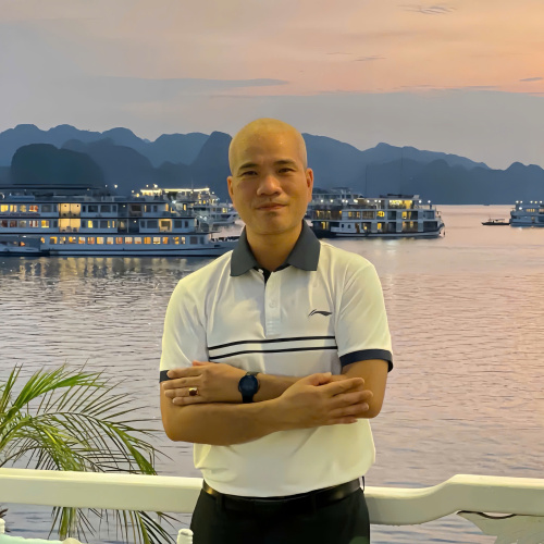 Alex Nguyen – Vertriebsdirektor und Produktmanager
